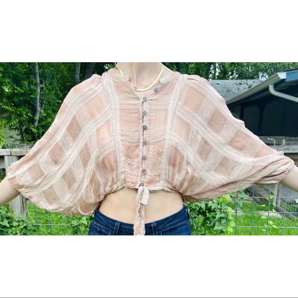 Butterfly Sleeved Cropped Blouse
